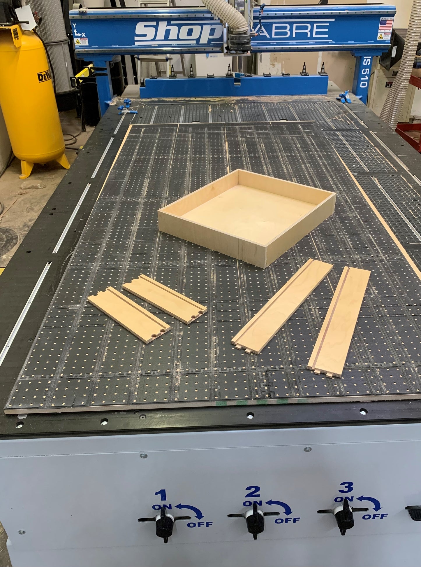 Shop Sabre Vacuum Clamp Kit- 5X10